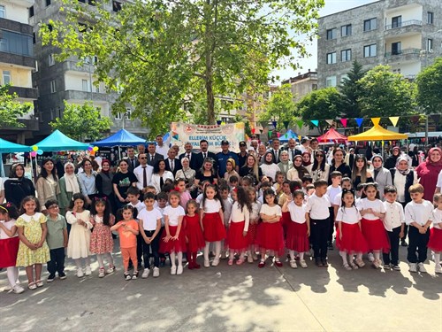 “Ellerim Küçük Hayallerim Büyük” Projesi Kapsamında Yapılan İlçe Bienalimiz